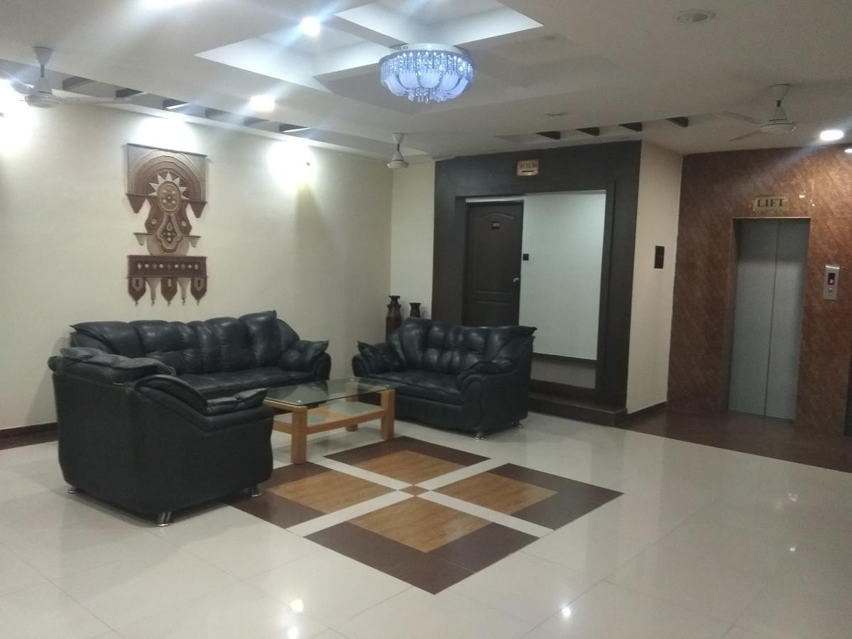Hotel Royal Regency Bori  Exteriér fotografie